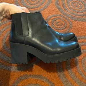 Zara Platform Heel Pull-on Booties